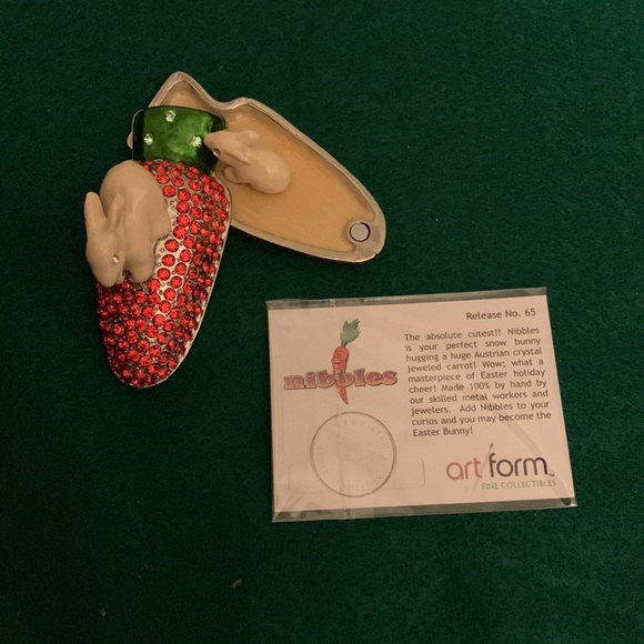 Nibble Rabbit by: Objet D’art - Picture 3 of 5